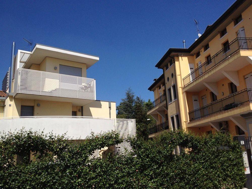 Palazzo Brando - Living Apartments Treviso Exterior photo